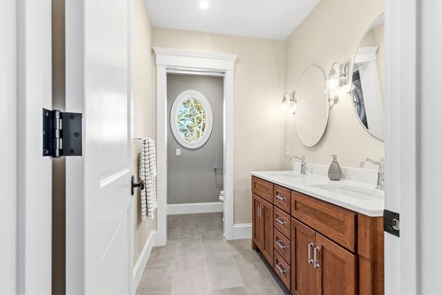 19 Walkerwoods Dr, Harwich, MA 02645