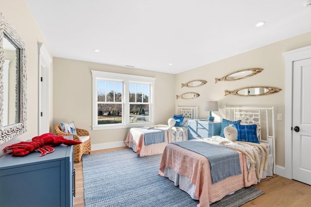 19 Walkerwoods Dr, Harwich, MA 02645