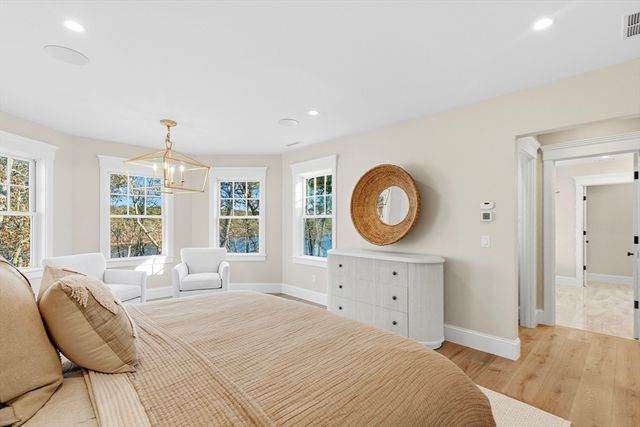 19 Walkerwoods Dr, Harwich, MA 02645