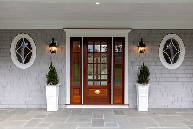 19 Walkerwoods Dr, Harwich, MA 02645