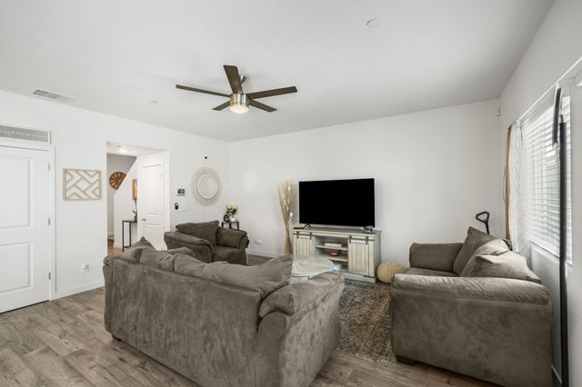 652 Independence Ave, Lincoln, CA 95648