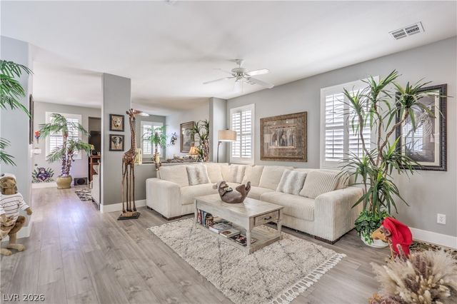 5321 Jackson Valley Court, Las Vegas, NV 89131