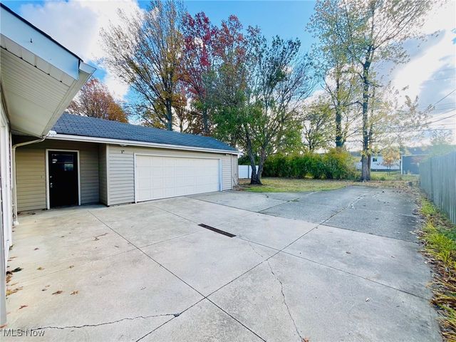 30404 Gebhart Place, Willowick, OH 44095