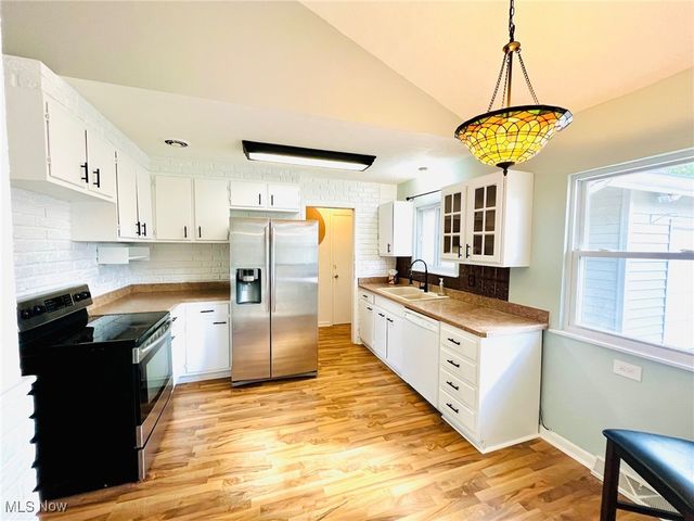 30404 Gebhart Place, Willowick, OH 44095