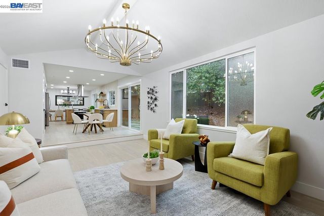 74 Hazelnut Ct, San Ramon, CA 94583