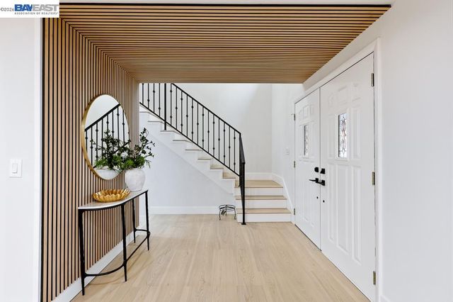 74 Hazelnut Ct, San Ramon, CA 94583