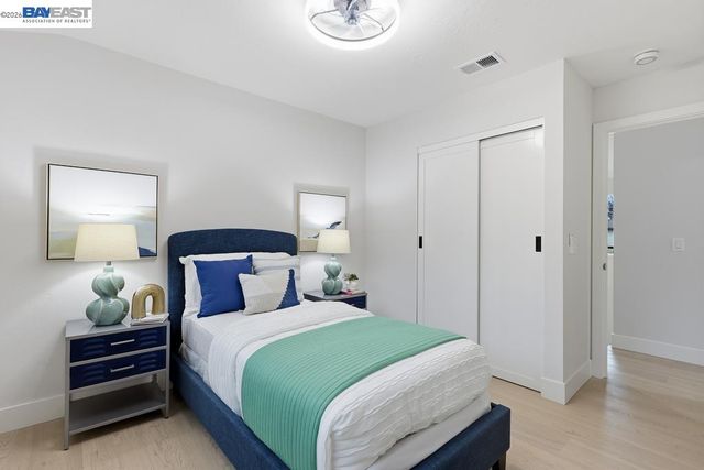 74 Hazelnut Ct, San Ramon, CA 94583