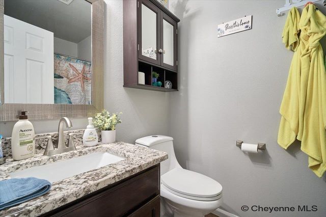 2203 SILVERTON DR, Cheyenne, WY 82001