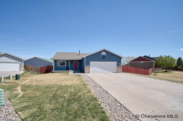2203 SILVERTON DR, Cheyenne, WY 82001