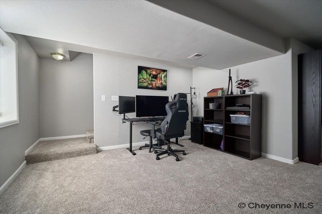 2203 SILVERTON DR, Cheyenne, WY 82001