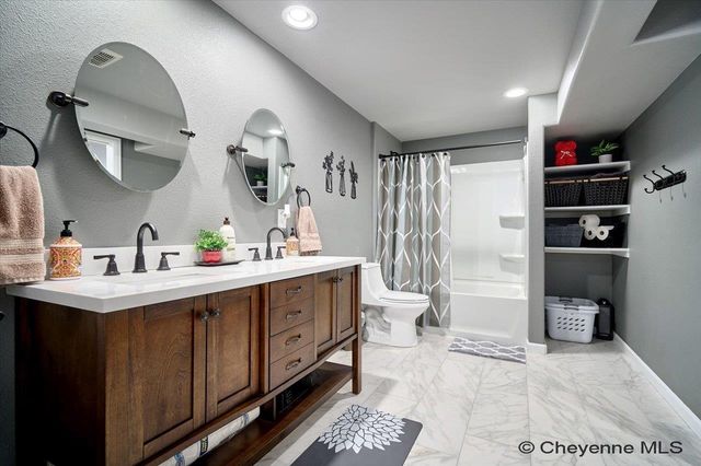 2203 SILVERTON DR, Cheyenne, WY 82001