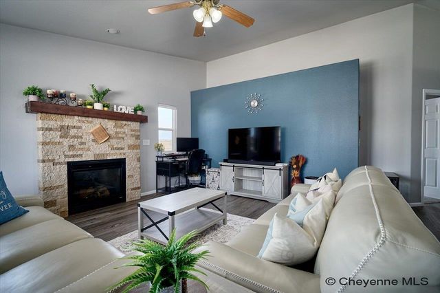 2203 SILVERTON DR, Cheyenne, WY 82001