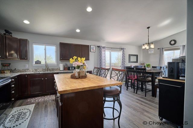 2203 SILVERTON DR, Cheyenne, WY 82001