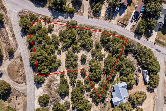 21902 Moffat DR, Spicewood, TX 78669