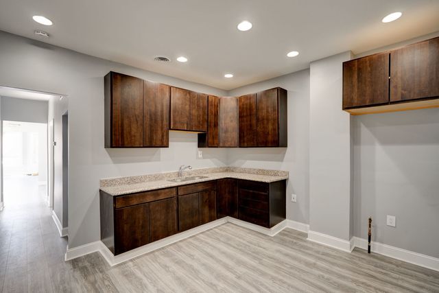 7131 S Carpenter Street, Chicago, IL 60621