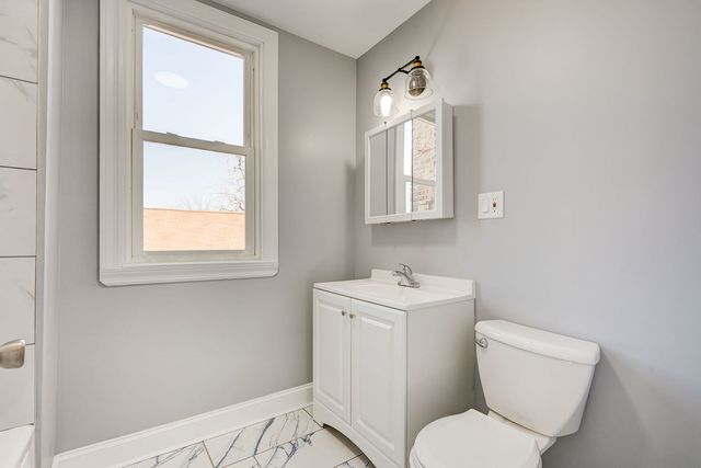 7131 S Carpenter Street, Chicago, IL 60621