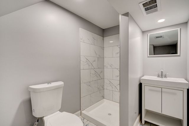 7131 S Carpenter Street, Chicago, IL 60621
