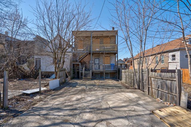 7131 S Carpenter Street, Chicago, IL 60621