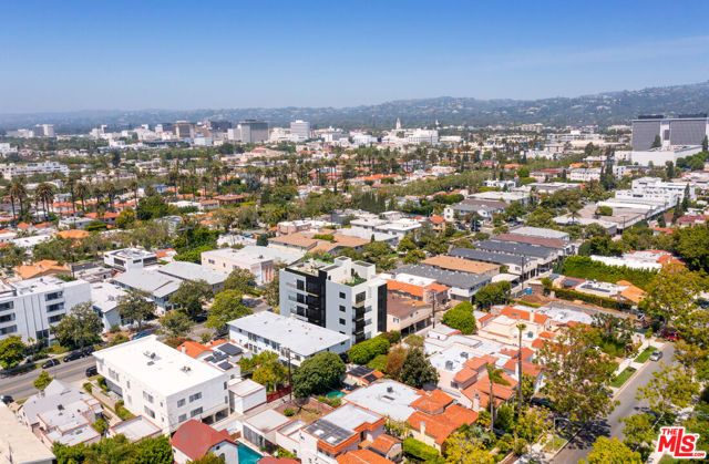 332 S Doheny Drive, Beverly Hills, CA 90211