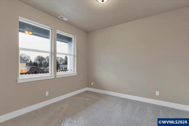 1127 SW Valsetz Av, Dallas, OR 97338