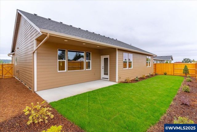 1127 SW Valsetz Av, Dallas, OR 97338