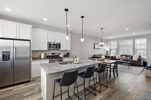 2500 Normandy Road 13, Royal Oak, MI 48073