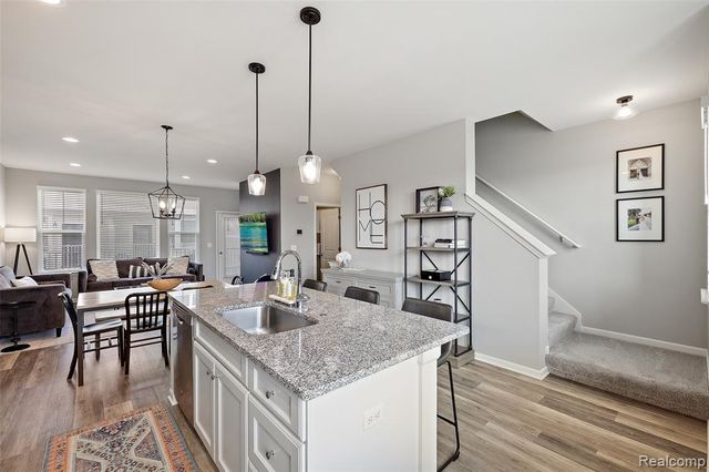 2500 Normandy Road 13, Royal Oak, MI 48073