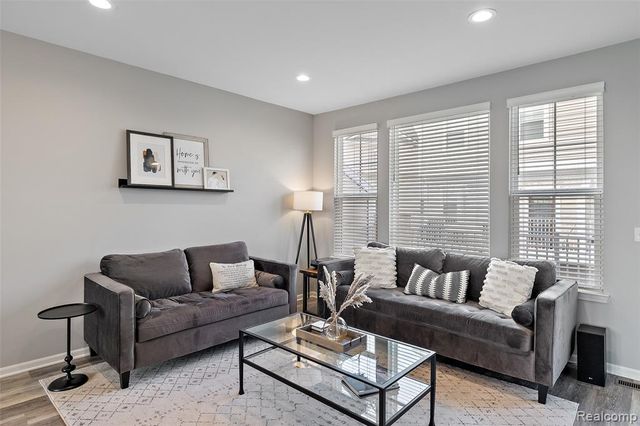 2500 Normandy Road 13, Royal Oak, MI 48073