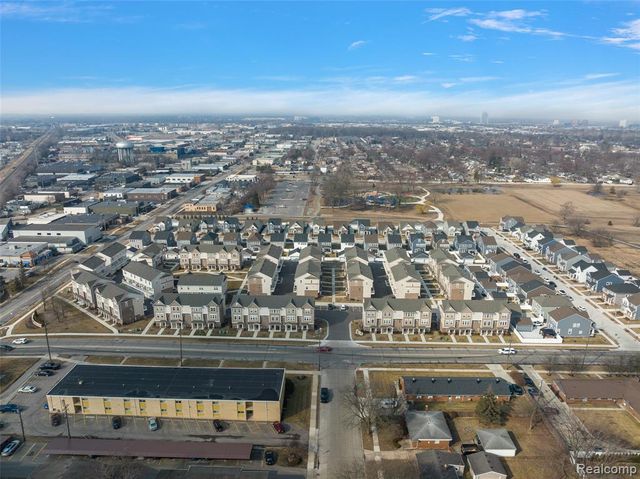 2500 Normandy Road 13, Royal Oak, MI 48073