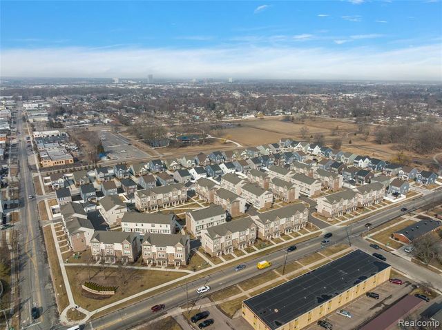 2500 Normandy Road 13, Royal Oak, MI 48073