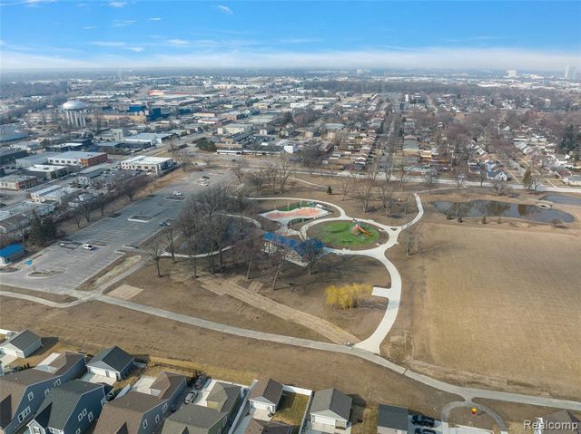 2500 Normandy Road 13, Royal Oak, MI 48073