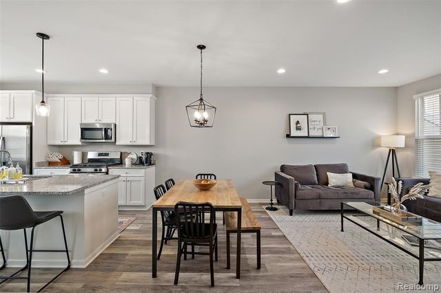 2500 Normandy Road 13, Royal Oak, MI 48073