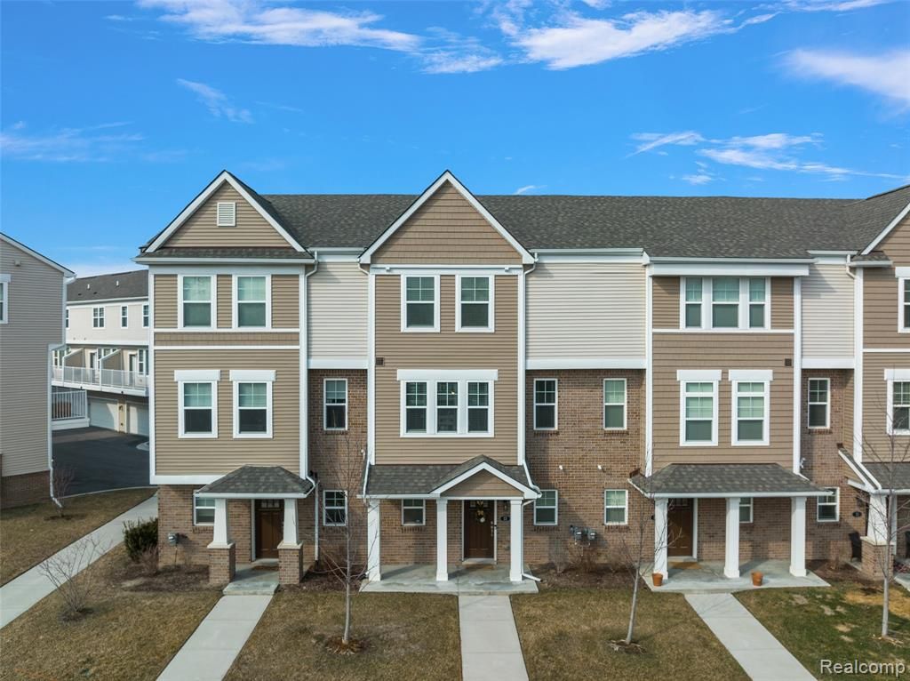 2500 Normandy Road 13, Royal Oak, MI 48073