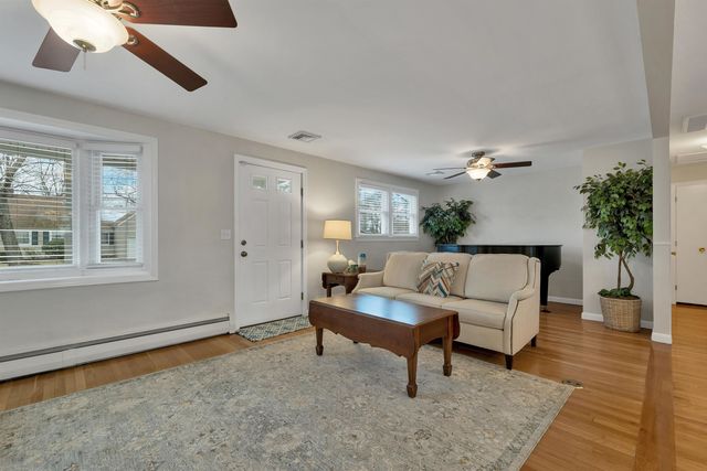 24 Healion Street, Manchester, NH 03109