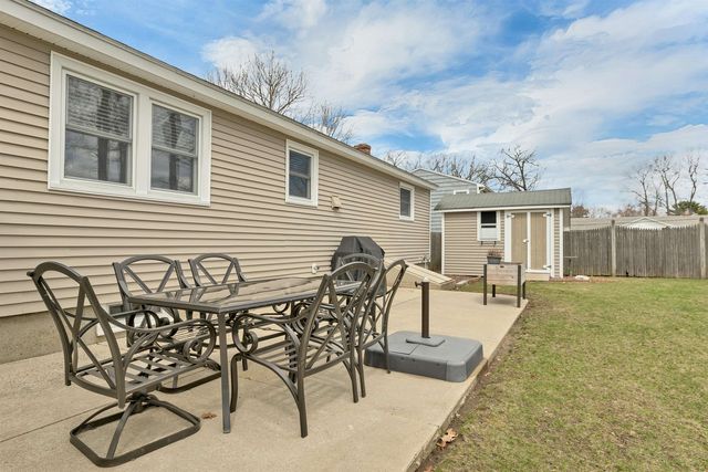 24 Healion Street, Manchester, NH 03109