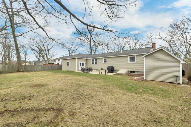 24 Healion Street, Manchester, NH 03109