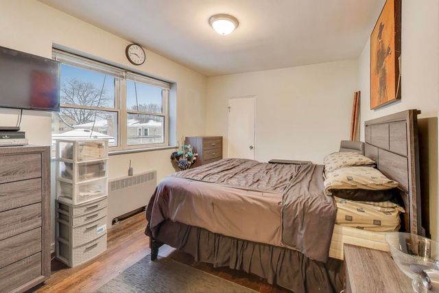 2641 W Fitch Avenue 2, Chicago, IL 60645