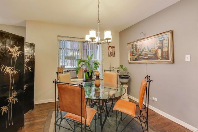 2641 W Fitch Avenue 2, Chicago, IL 60645