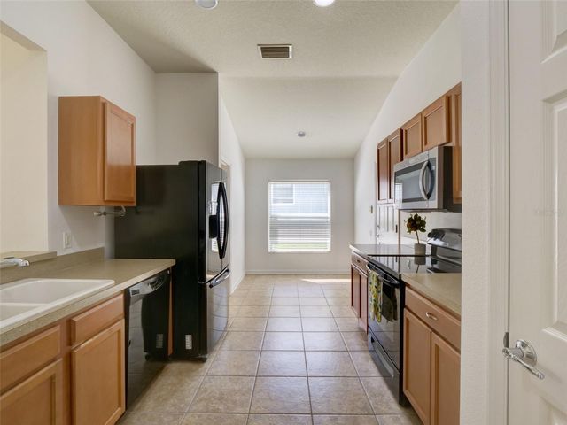 2972 SANTA MARIA AVENUE, Clermont, FL 34715