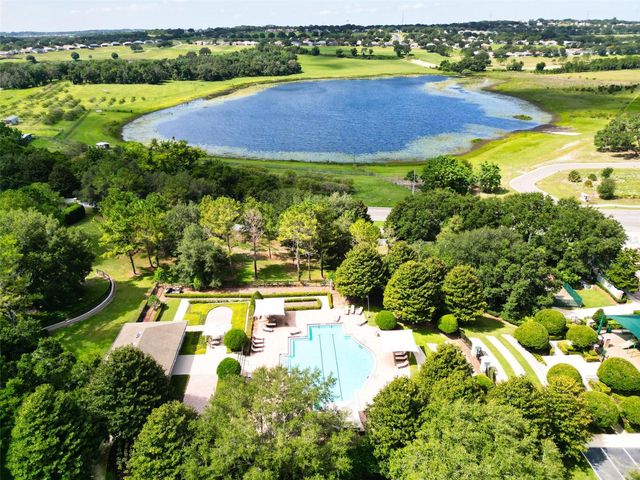2972 SANTA MARIA AVENUE, Clermont, FL 34715