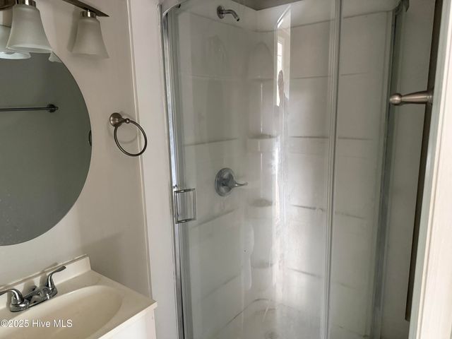 809 River Street, Jacksonville, NC 28540