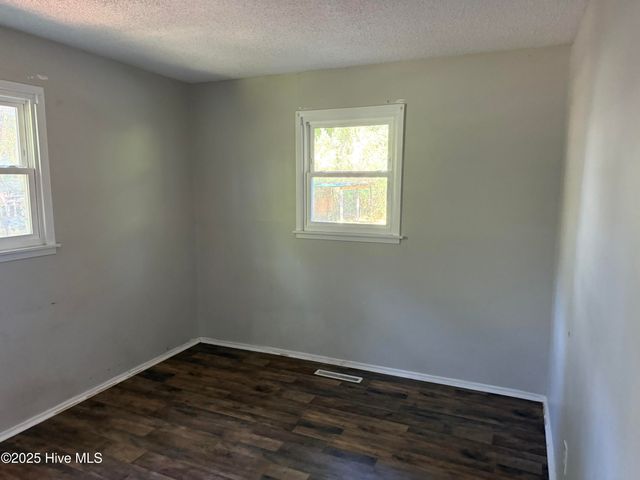 809 River Street, Jacksonville, NC 28540