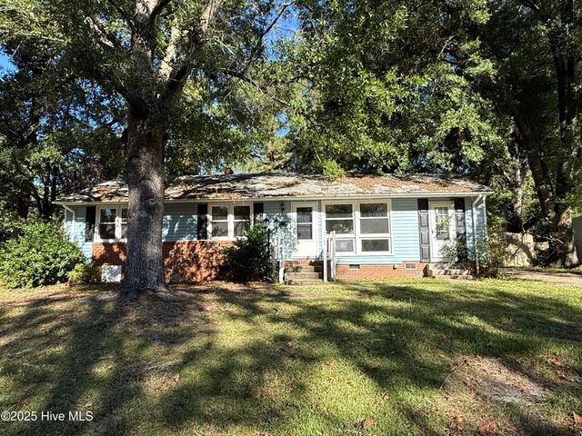 809 River Street, Jacksonville, NC 28540