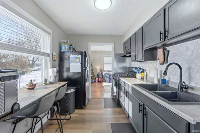 2725 Kenwood Avenue, Fort Wayne, IN 46805