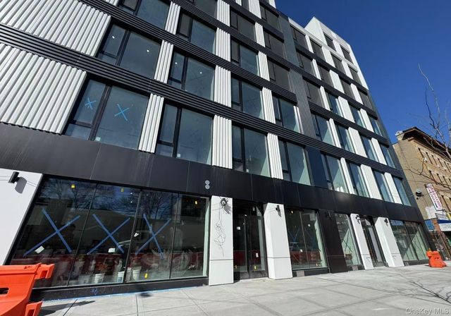 31-16 21st Street S02, Astoria, NY 11106