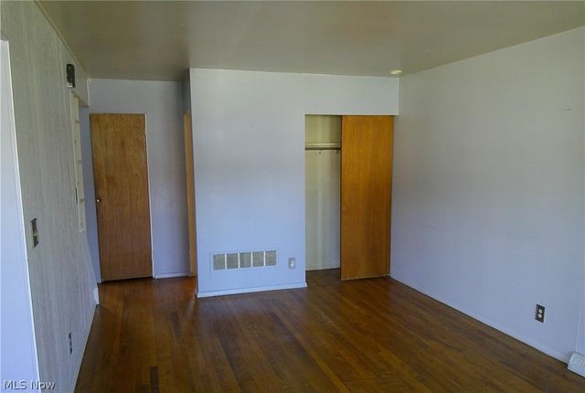 1168 Jeanie J Avenue, Akron, OH 44310