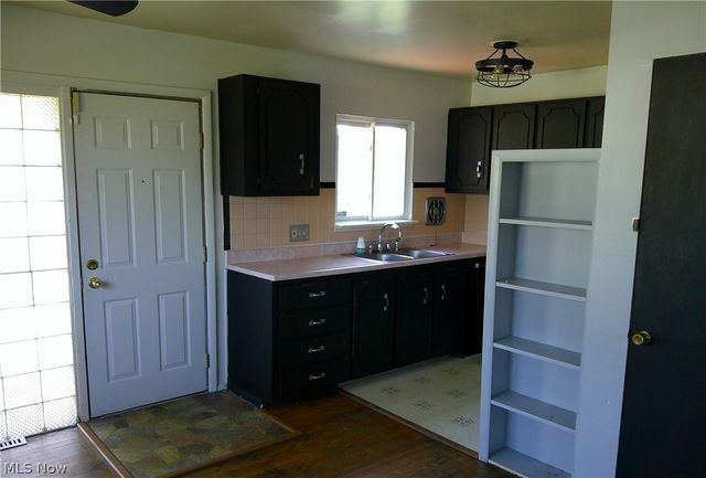 1168 Jeanie J Avenue, Akron, OH 44310