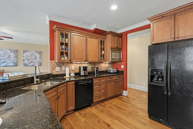 10205 MATWOOD OAK DR, Lakeland, TN 38002