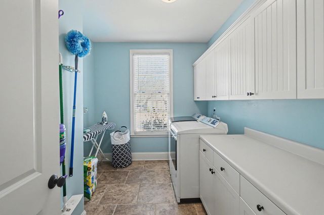 10205 MATWOOD OAK DR, Lakeland, TN 38002