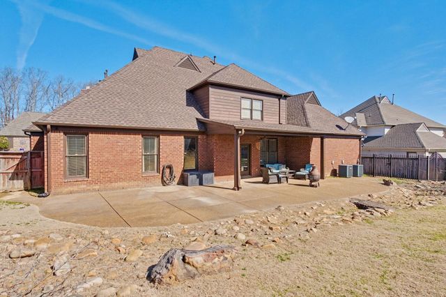 10205 MATWOOD OAK DR, Lakeland, TN 38002